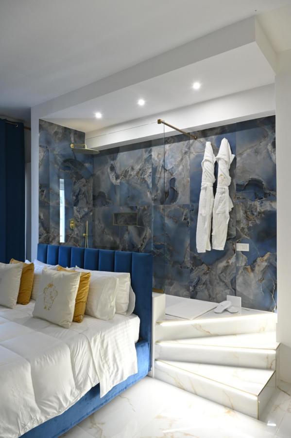Superior King Room,1357573367:JPEG