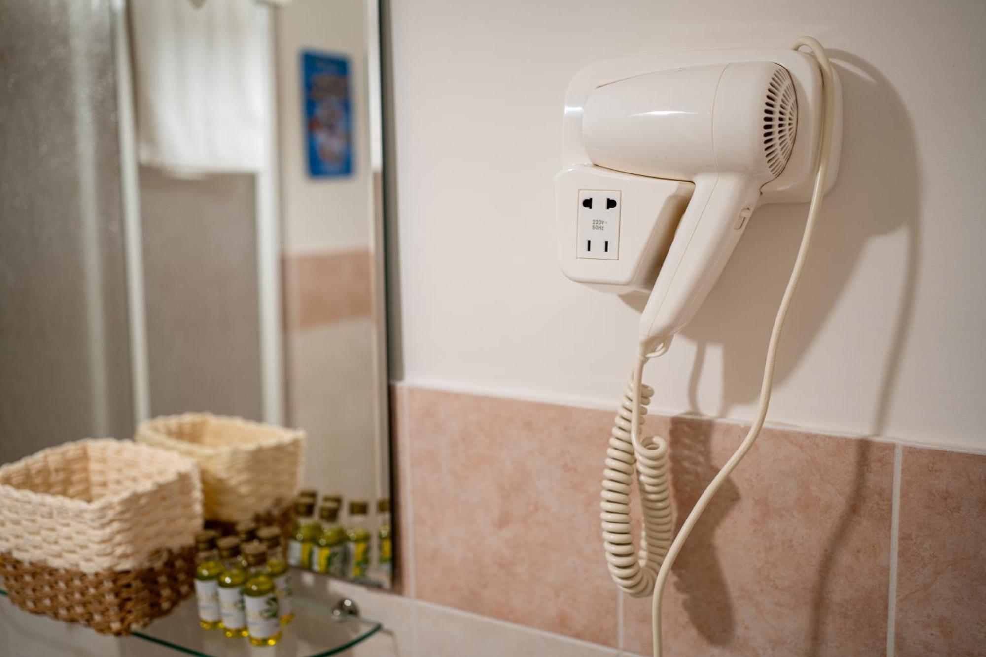 Double Room Private Bathroom