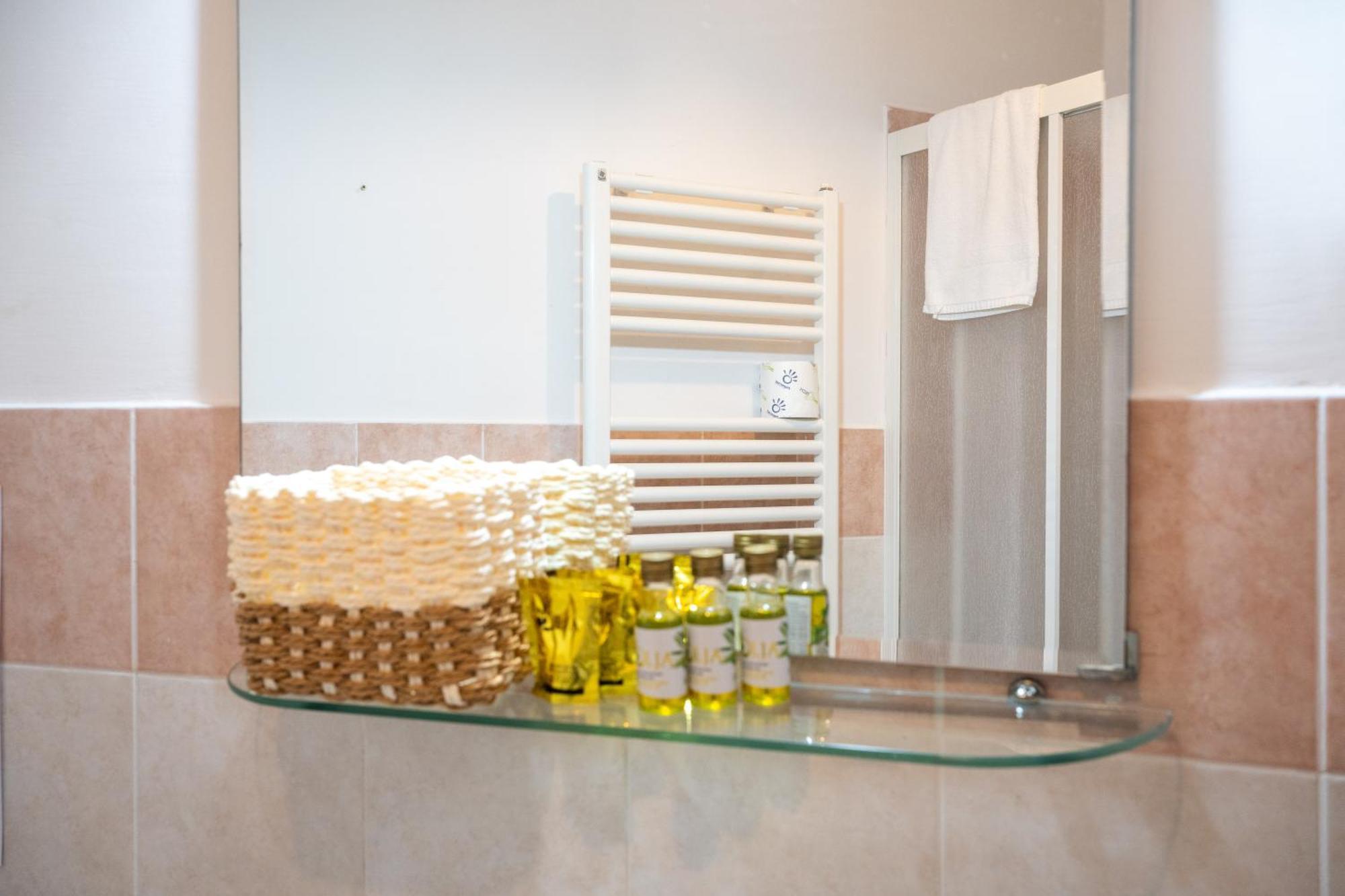Triple Room Private Bathroom