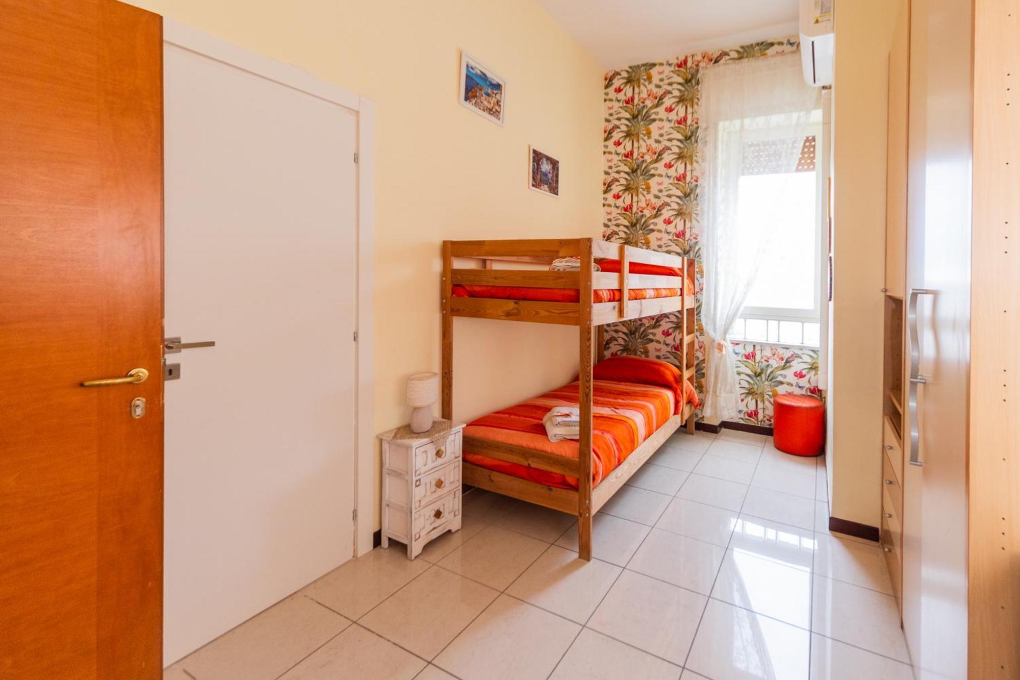 Camera Doppia con Letti Singoli con Bagno Privato Esterno