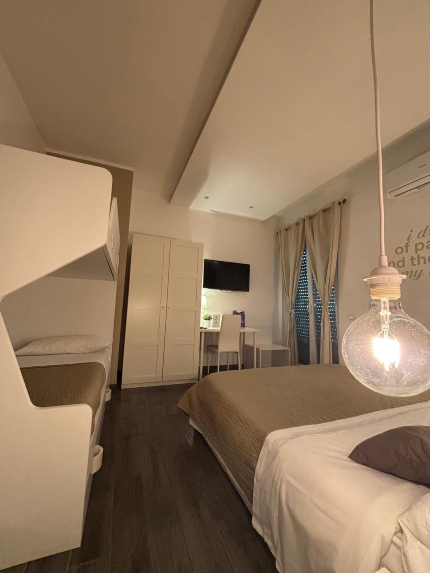 Deluxe Quadruple Room
